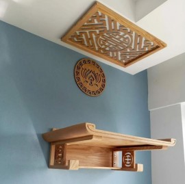 Bật mí cách chọn bàn thờ gỗ treo tường phong thủy đảm bảo tiện ích